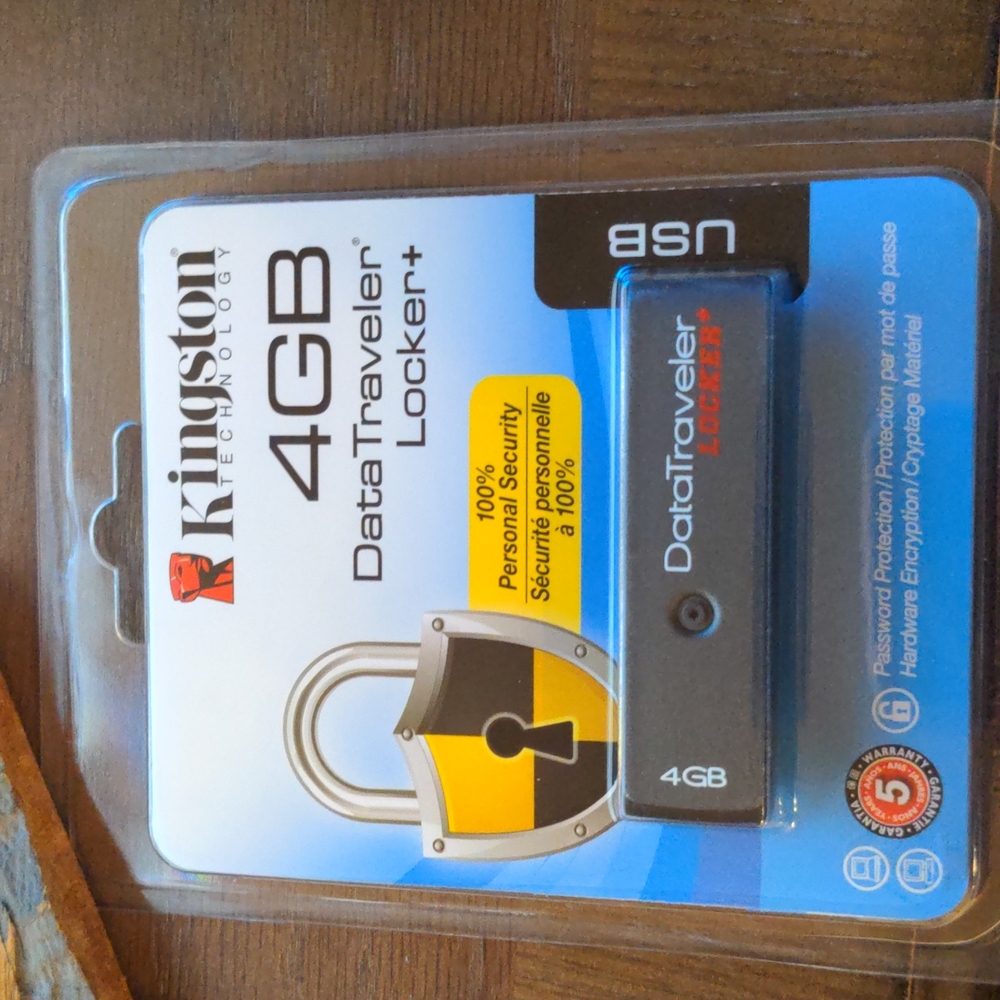 Selling in lots of four - 4 GB Kingston Technology Data traveler locker +